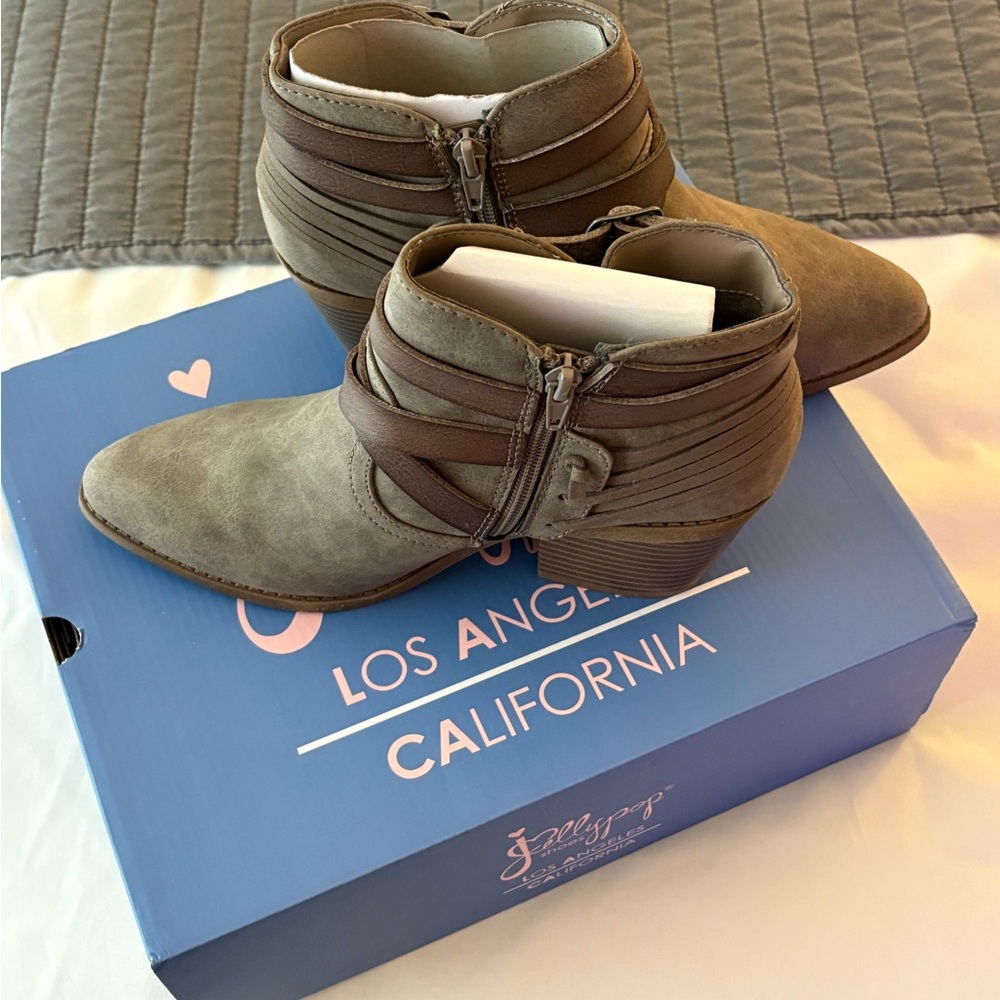 Jellypop Tan Ankle Booties with Side Zipper